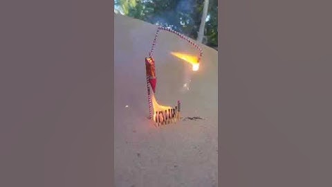 Gareeb Piyasa Baccha Or Dusre Bacche Ki Insaniyat #shorts #humanity #pani #motivation #diwalispecial