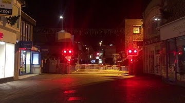 Poole Level Crossing (Night) - 2/11/20