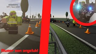 GROTE CRASH NA ACHTERVOLGING OP DE SNELWEG! | LeeuwardenV2 Verkeerspolitie [ROBLOX] screenshot 4