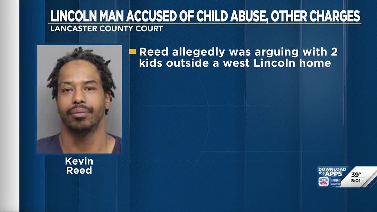 Lincoln man arrested after police find drugs, guns while investigating ...