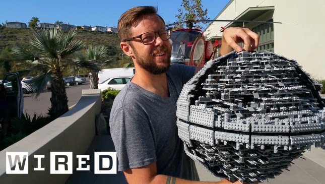 evne Atomisk ordningen Star Wars Lego Death Star Gets Destroyed with a Baseball Bat | Star Wars  Lego Destruction - YouTube