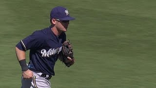 MIL@LAD: Gennett runs to snag a soft liner in right screenshot 2