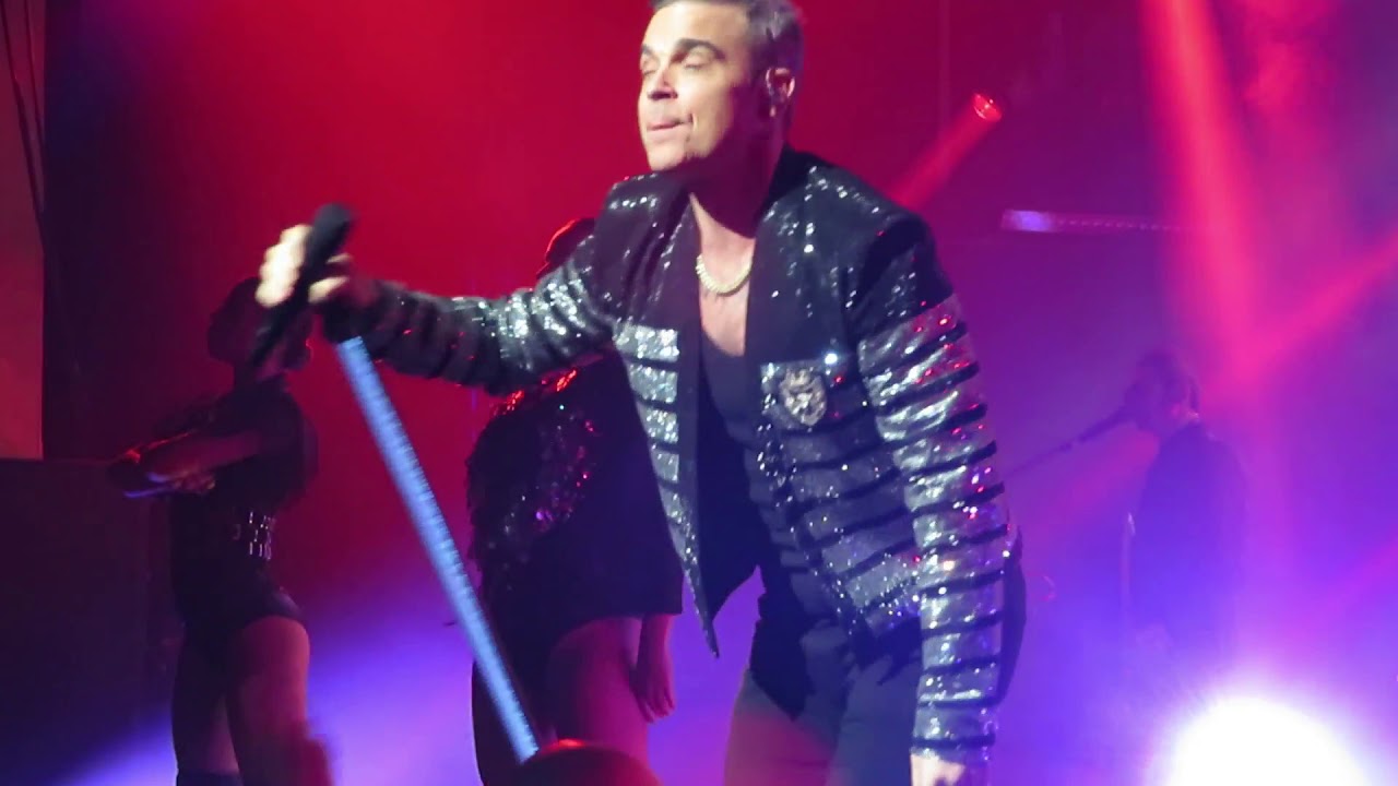 Robbie Williams, Let Me Entertain You 3/8/19 Las Vegas - YouTube