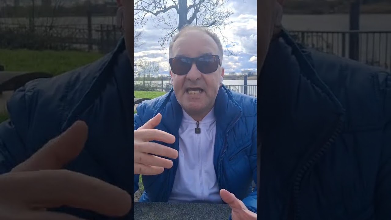 مصطفى البيضاوي ميساج موجه لرئيس الفريق و مكتبه المسير....لا للإنبطاح....مصلحة الفريق فوق الكل