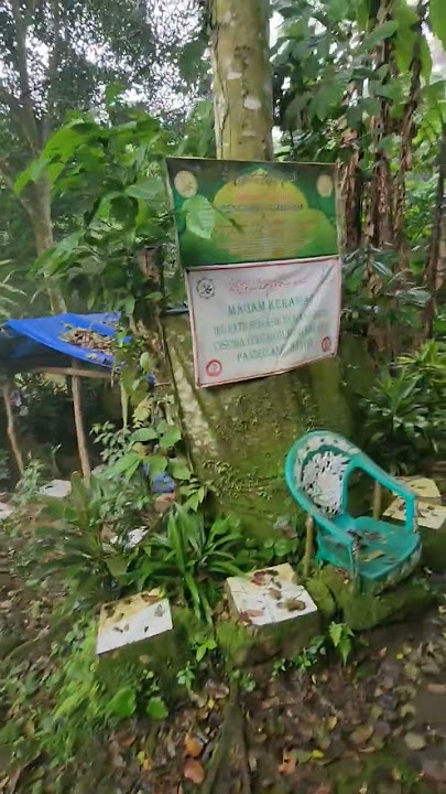 Makam Keramat Gunung Karang