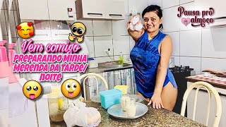 Hora De Preparar A Merenda Da Tarde Noite