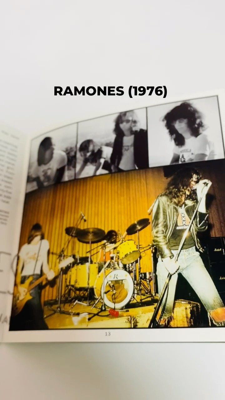 RAMONES - RAMONES (1976) - YouTube
