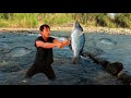 Survival in the rainforest - Man found big catla fish with cabbage &amp; cooking - Eating delicious