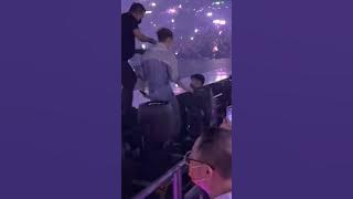 video full bobyband mirror tertimpa layar besar saat manggung #fyp #boyband #mirror #layar #viral