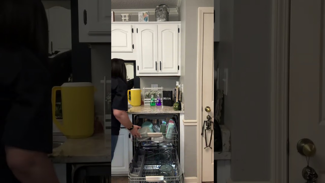 Evening reset with my go-to song on repeat 