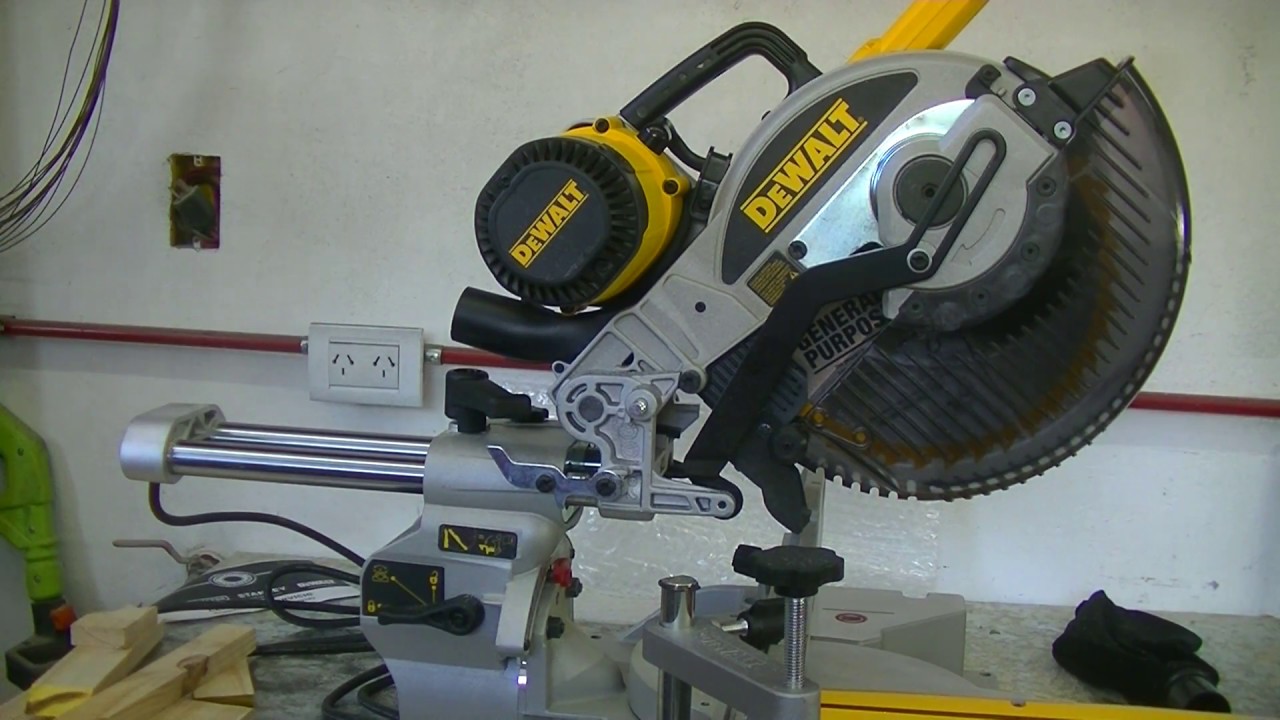 Unboxing! Ingleteadora telescópica de 10 Dewalt DW717 