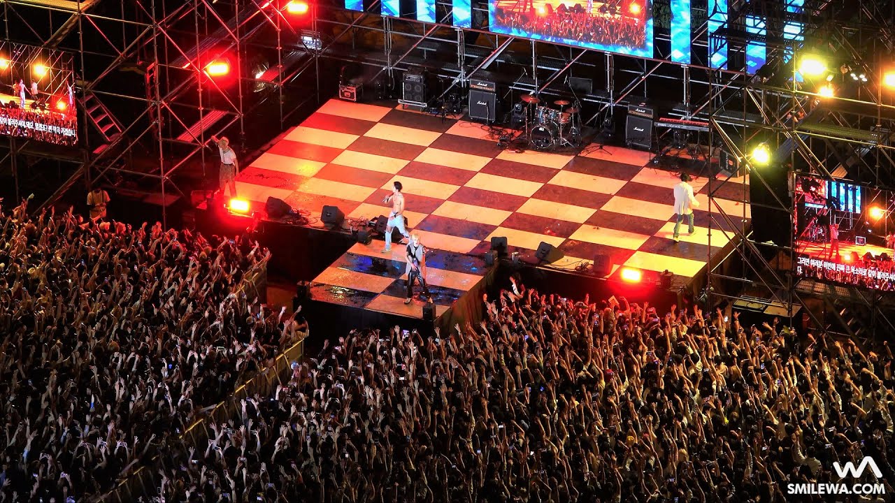 위너 (WINNER) 'REALLY REALLY' 떼창 직캠 (앵콜 Ver.) @ 성균관대학교 축제 | 220513 | 4K by -wA-