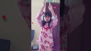 candu banget sama laguya btw baru di upload hehe