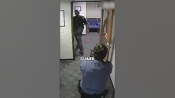Security guard holds Officer at Gunpoint 😬