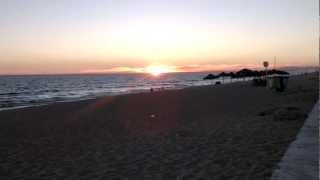 Puesta de sol en la playa de Faro (Portugal)