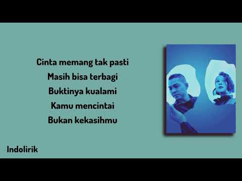 Terbelah Jadi Dua - Ade Govinda dan Gloria Jessica | Lirik Lagu