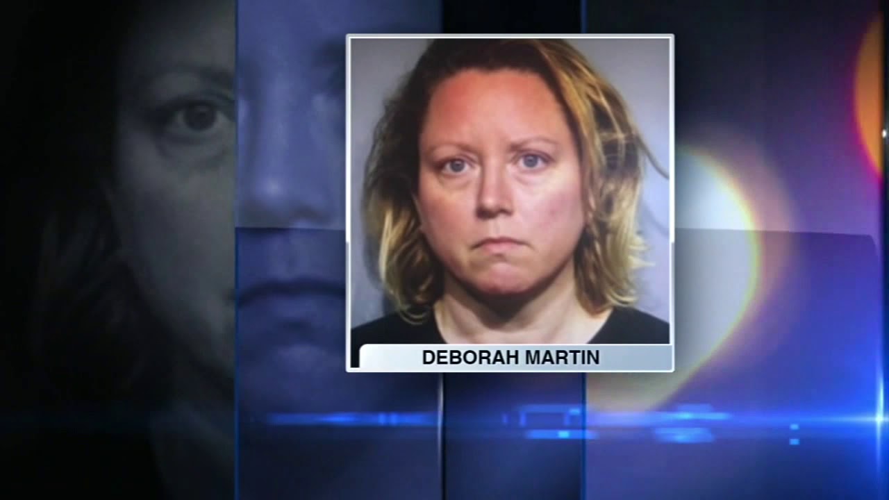 Prosecutors detail bone-chilling 911 call as Arlington Heights woman accused of murdering parents ap