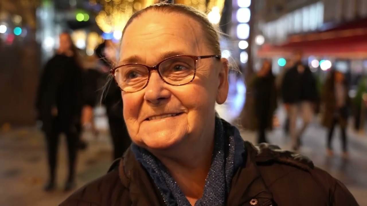 L'histoire du Mime suiveur des Champs-Elysées-Paris