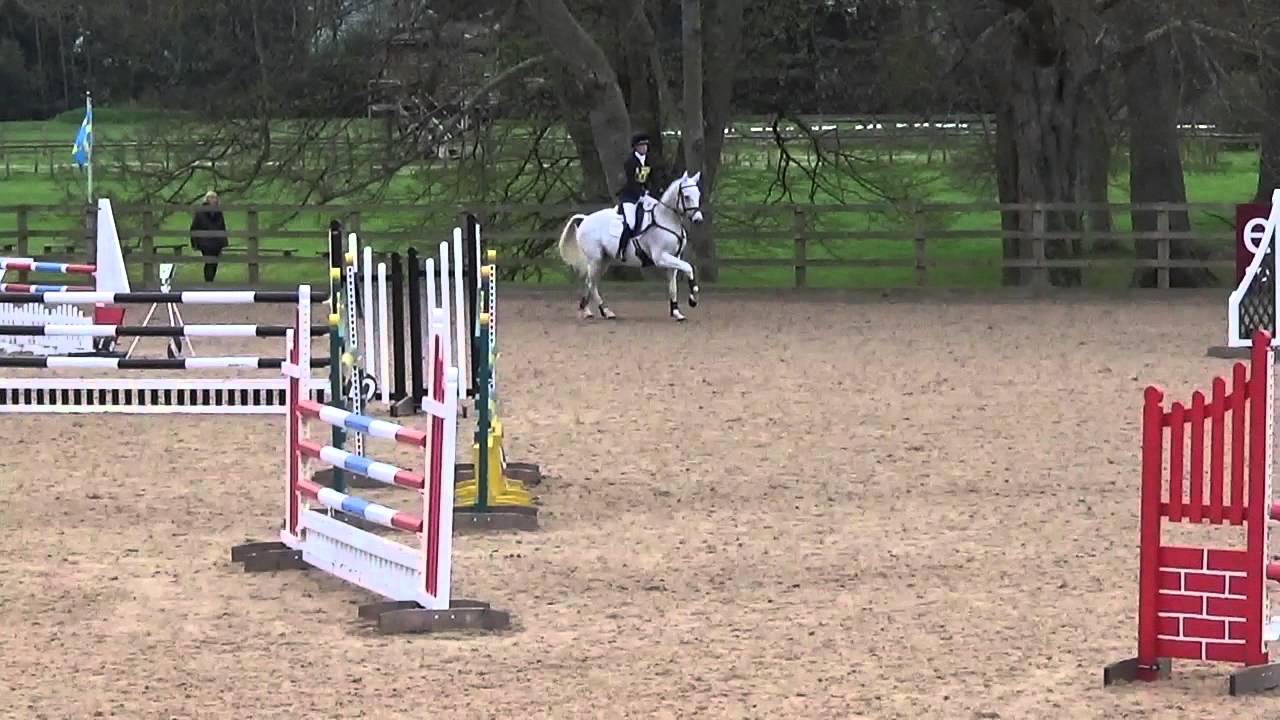 bonnie bartlett show jumping YouTube