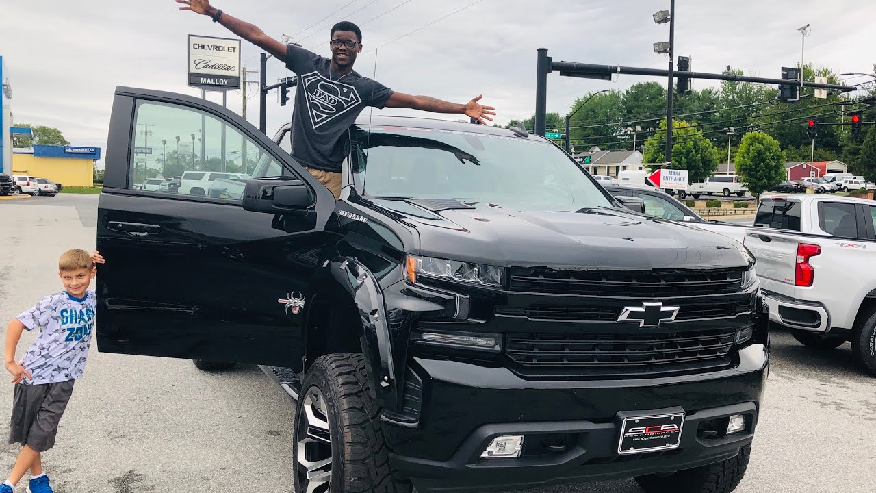 2019 Chevy Silverado lifted truck (Review) - YouTube