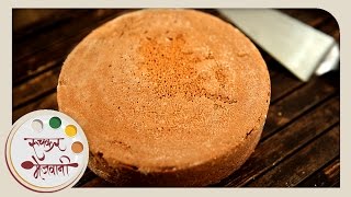 Learn how to make eggless cake in pressure cooker from our chef
archana on ruchkar mejwani. if you aren't confident enough a oven or
microwav...