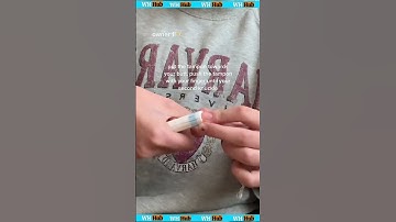 How to put in a non aplicator  tampon 🩸 #health #periods #womenhealth #youtubeshorts
