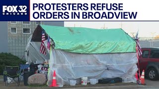 Broadview ICE protesters refuse order outside immigration facility