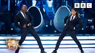 Eddie Kadi and Karen Hauer Couple's Choice to Men In Black by Will Smith ✨ BBC Strictly 2023