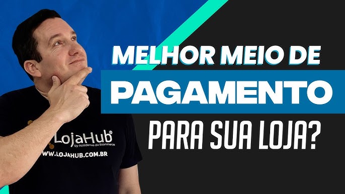 Deusa tradicional comprando online com cartão de crédito, usando laptop  para fazer pagamento eletrônico. parecendo a dama da morte santa ou santa  muerte, pagando transações na internet no pc.