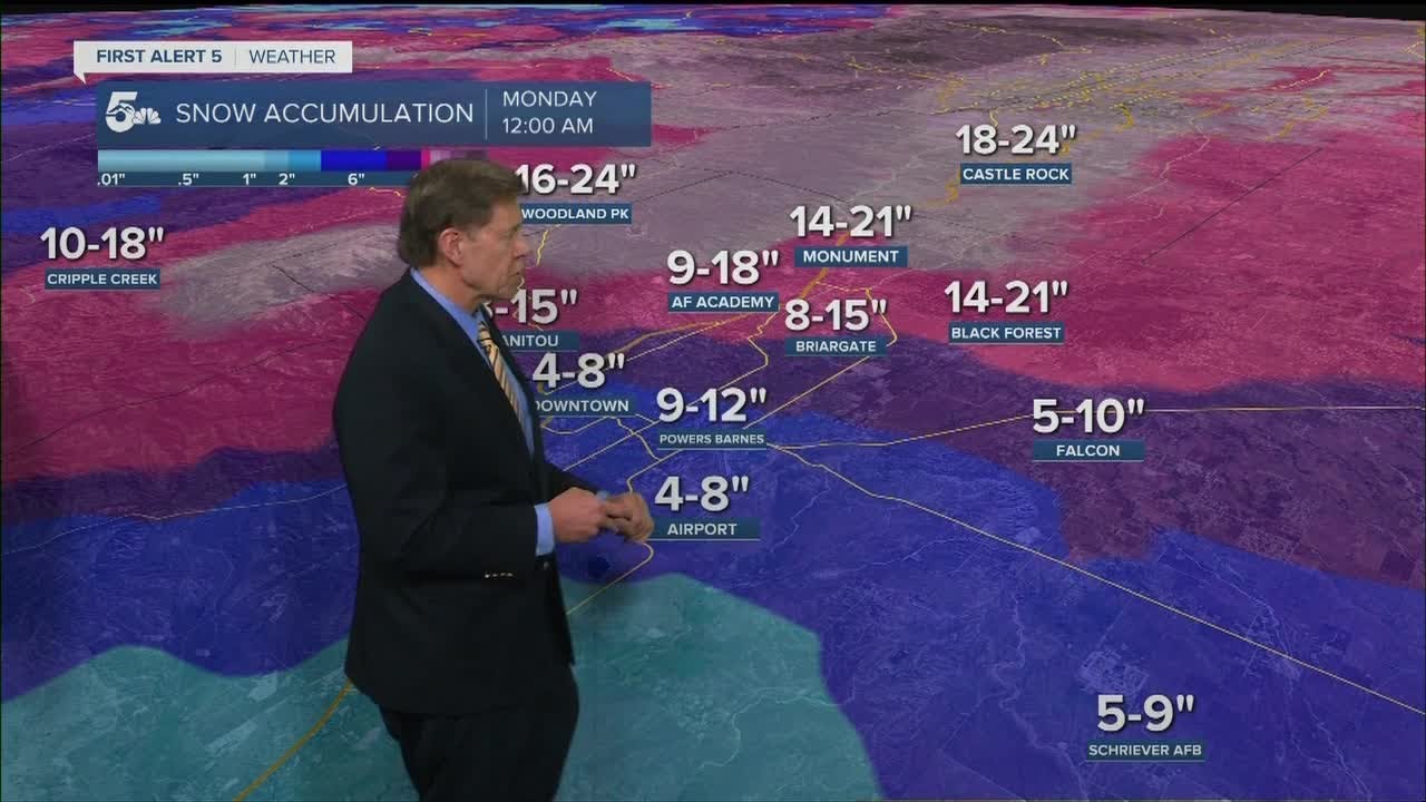 Colder and cloudy on Friday with snow moving in late - YouTube