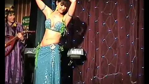 Lorna gow bellydance in London (part 2)