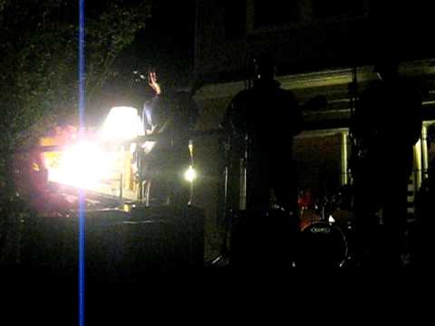 Free Fallin' - The Underclassmen (Live at Sausagef...