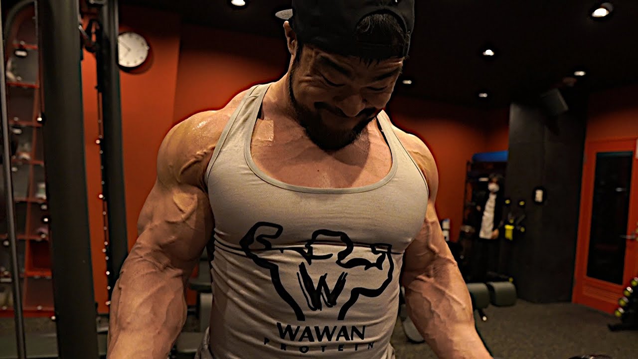 【腕トレ】日本最強ボディビルダーの上腕二頭筋トレーニングお見せします！