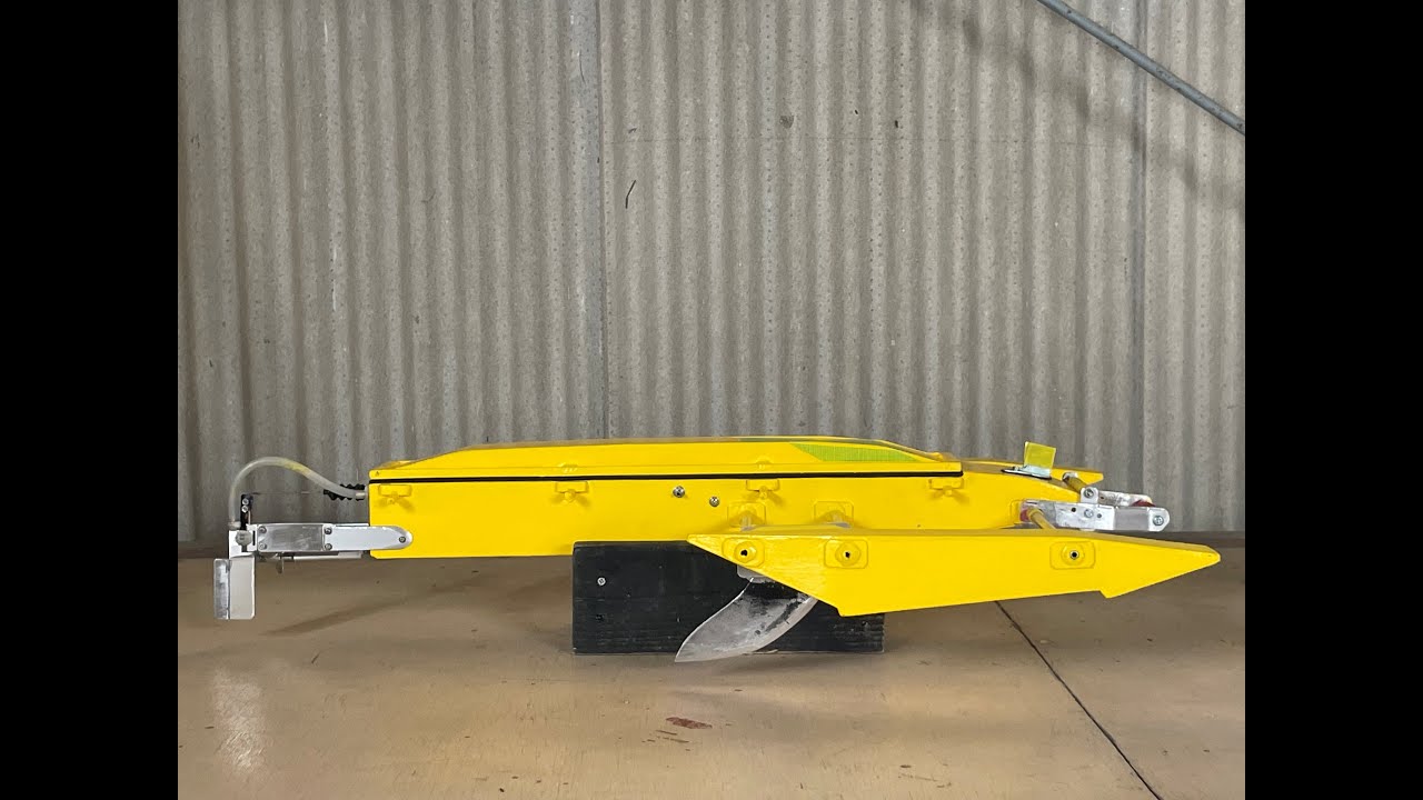 アウトリガーラジコンボート RC Boat] Outrigger boat #2 made its maiden run. #outrigger #RCboat