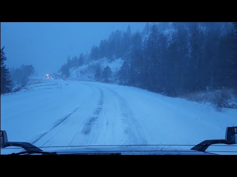 Storm Closes The Tunnel.. We Take Hwy 40 Over Berthoud Pass.. Winter Trucking Barefoot!!