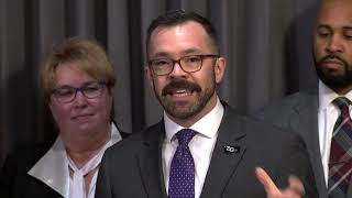 Nashville mayor signs order to help LGBT-owned businesses