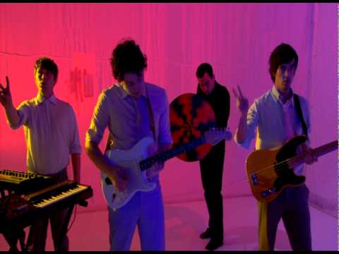 Metronomy - Holiday