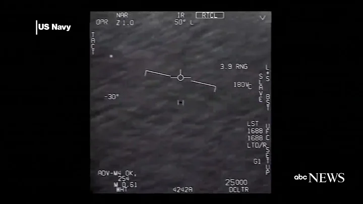 Pentagon declassifies leaked 'UFO' videos VIDEO 3 3