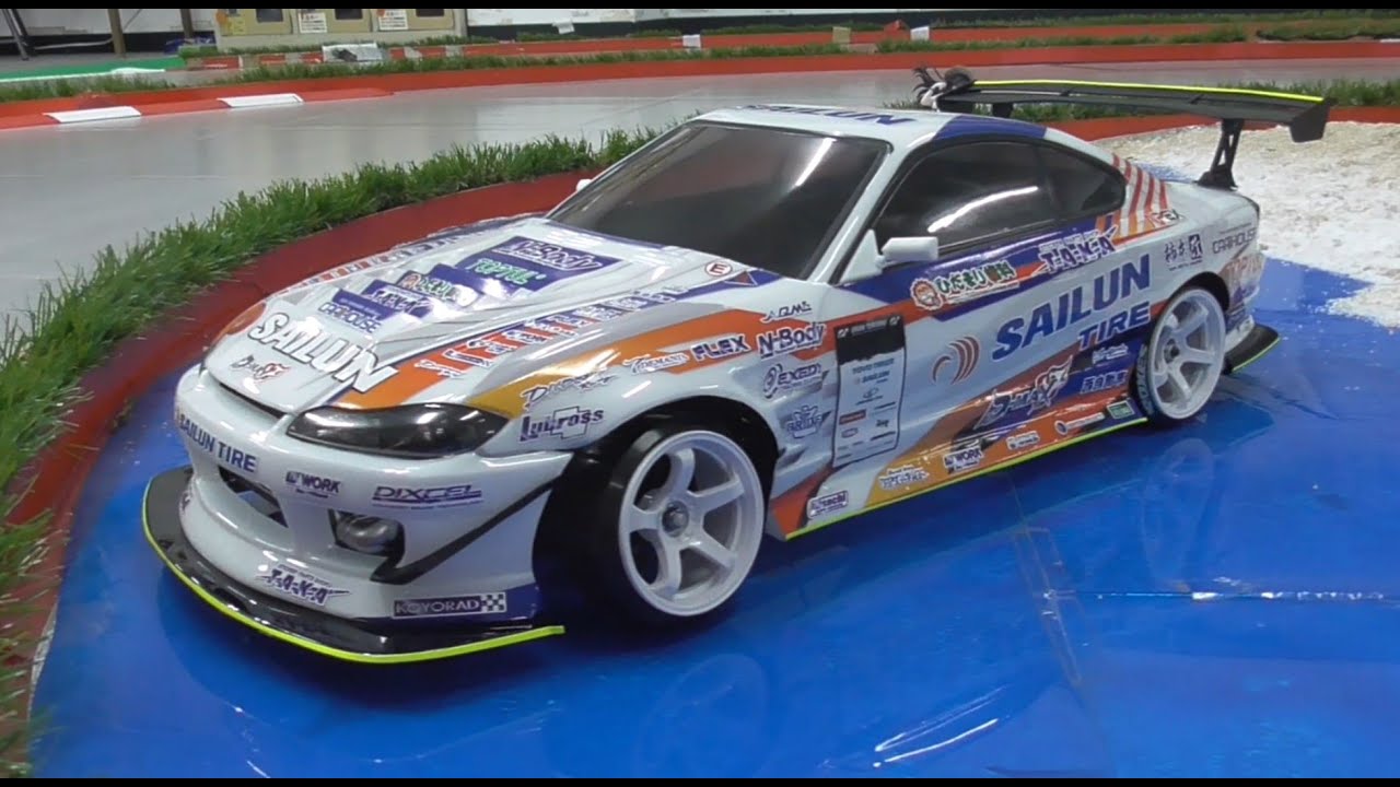 まるちゃん 2WD DRIFTNEW BODY SHIBATA S15 SILVIATN FLXシャーシ