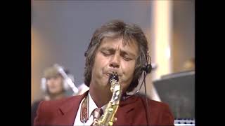 Geoff Harvey And Graham Lyall Play Together In 2 Different Cities On The Ash Wednesday Bushfire