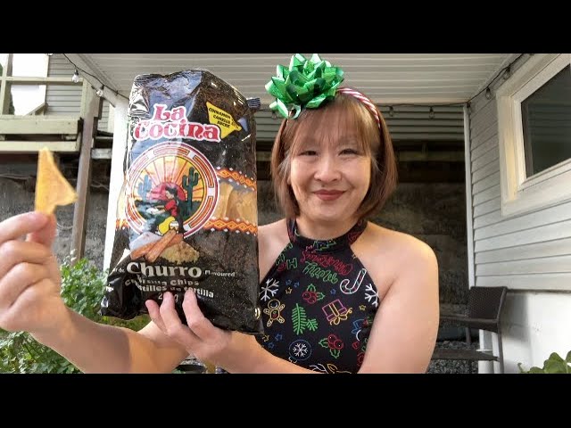 SNACK-MAS* for SANTA! (Vlogmas/Day 8…La Cocina Churro Tortilla