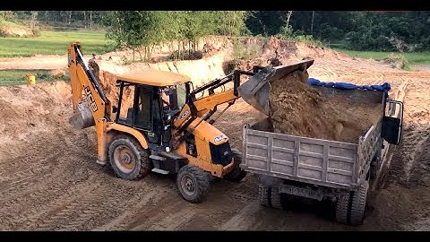 JCB Amazing Work ! JCB Backhoe 3DX Machine Loading Soil Into Tipper