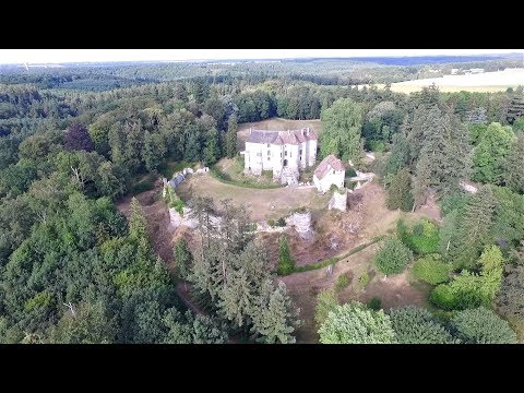 Vue aérienne de sites du patrimoine Normand dans l’Eure