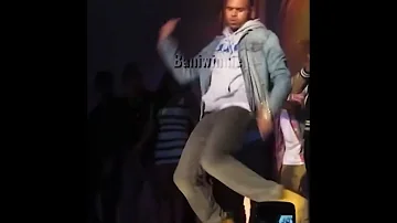 Chris Brown Doing The Best Dougie He’s Ever Done!