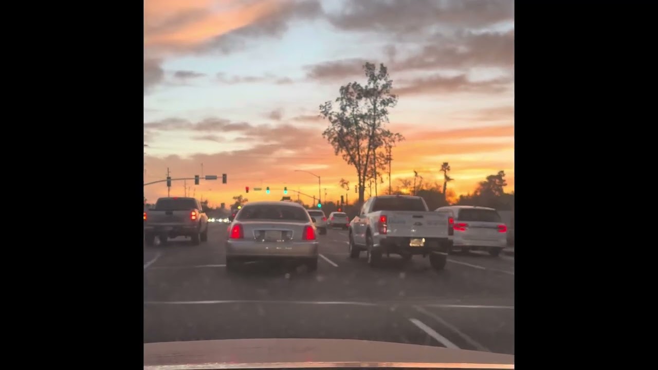 Driving in Shea BLVD , Scottsdale , Arizona .جولة في شارع شيا في سكاستديل  اريزونا . 