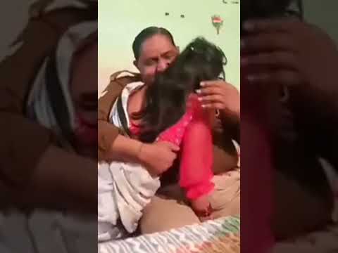 उन्नाव सिपाही की शर्मनाक करतूत,बांगरमऊ में दिवान के पद पर तैनात दीपचंद्र गौतम का वीडियो हुआ वायर