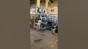 Automatic rotary high speed PET bottle blowing making machine with automatic water filling bottling