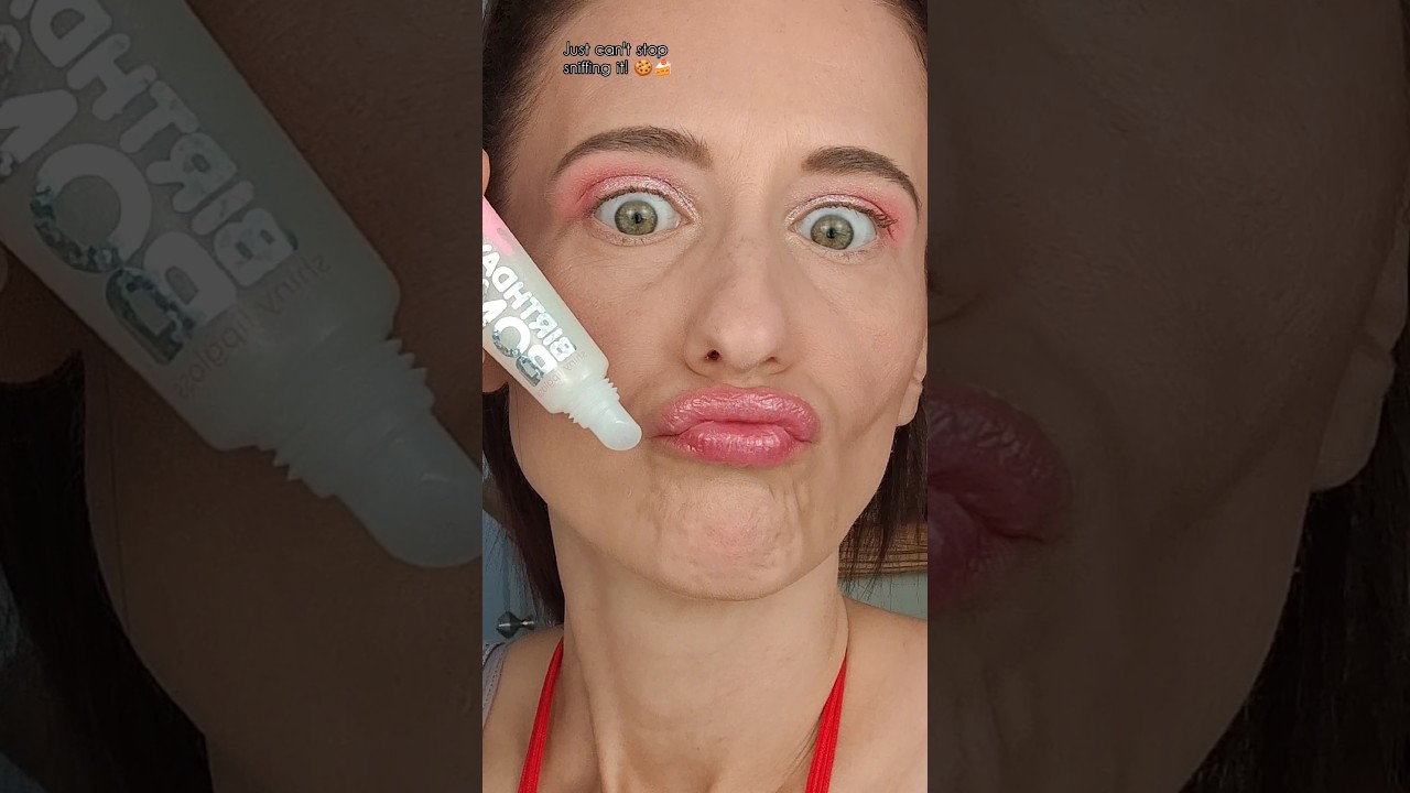 Just Can't Stop Sniffing It! 🍪🍰Essence Birthday Bomb Lip Gloss! 