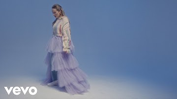 Emilia Tarrant - When It Was Chaotic (Official Music Video)