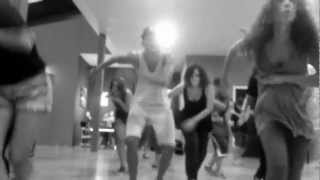 Slave Funk Center Euphoria - Usher Carol Rodriguez.